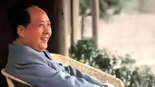 紀念毛澤東同志誕辰126周年！致敬一代偉人！